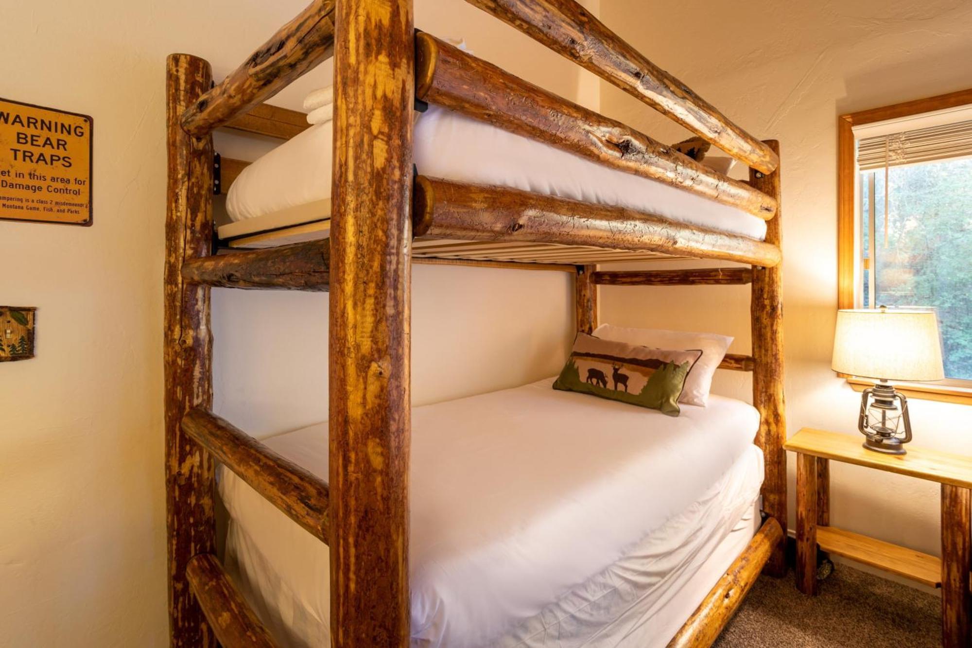 Bear'S Lair By Avantstay 3Mins From Bear Mountain Ski Resort بيغ بير لاكي، سان بيرناردينو، كاليفورنيا المظهر الخارجي الصورة