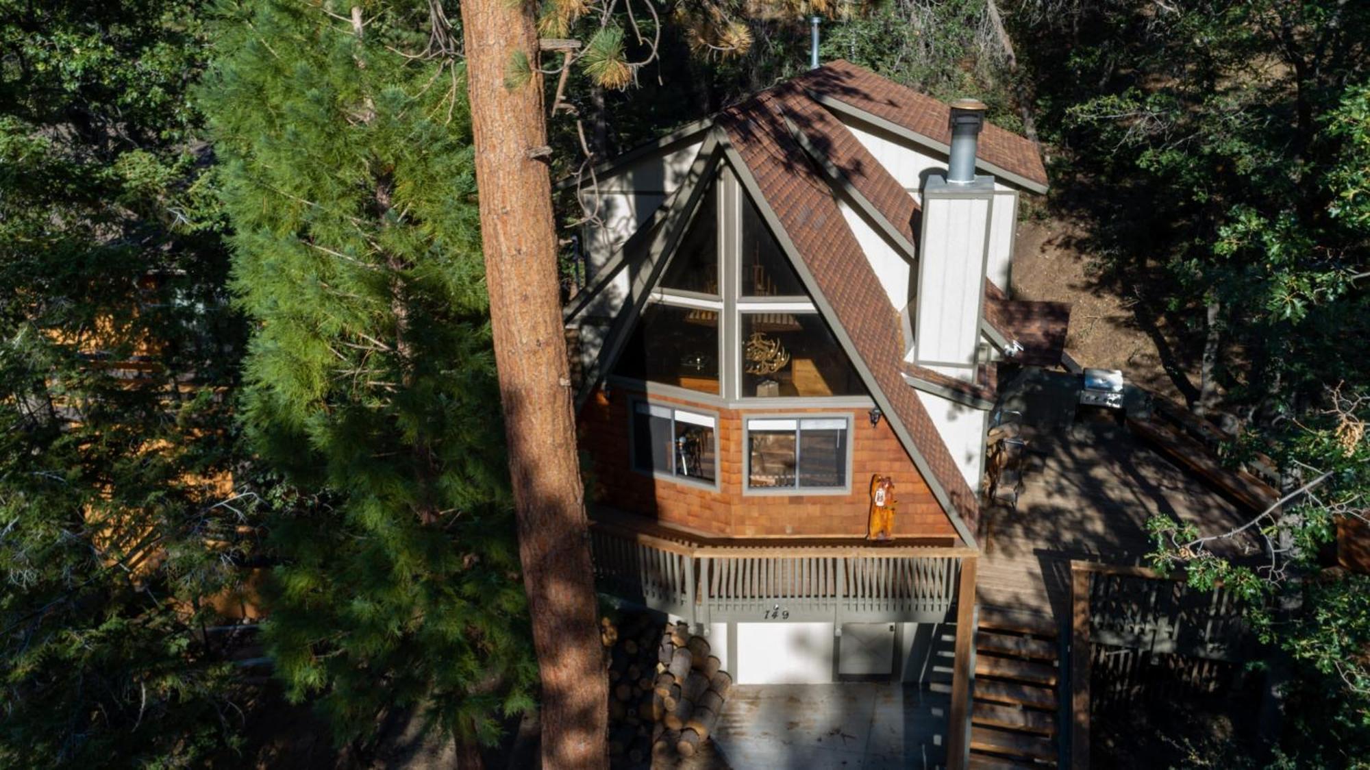 Bear'S Lair By Avantstay 3Mins From Bear Mountain Ski Resort بيغ بير لاكي، سان بيرناردينو، كاليفورنيا المظهر الخارجي الصورة